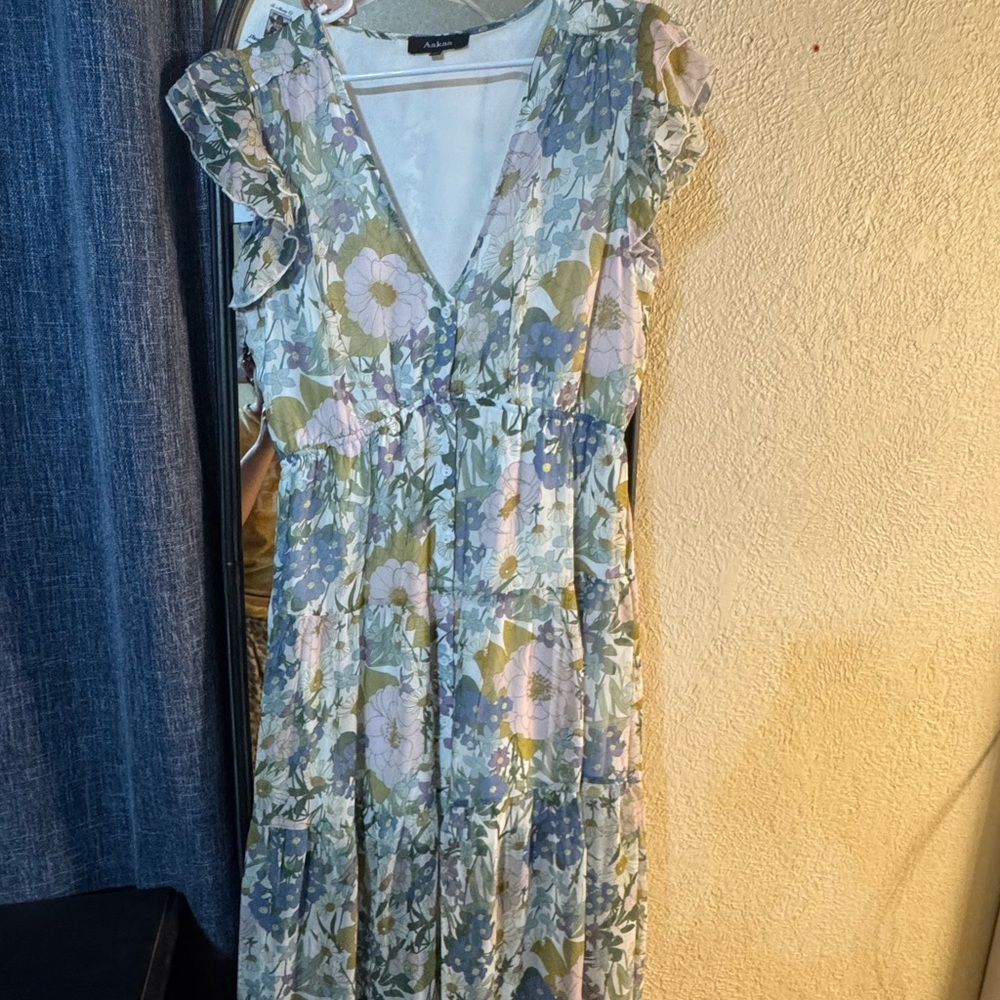 Aakaa Floral Maxi Dress in Green and White